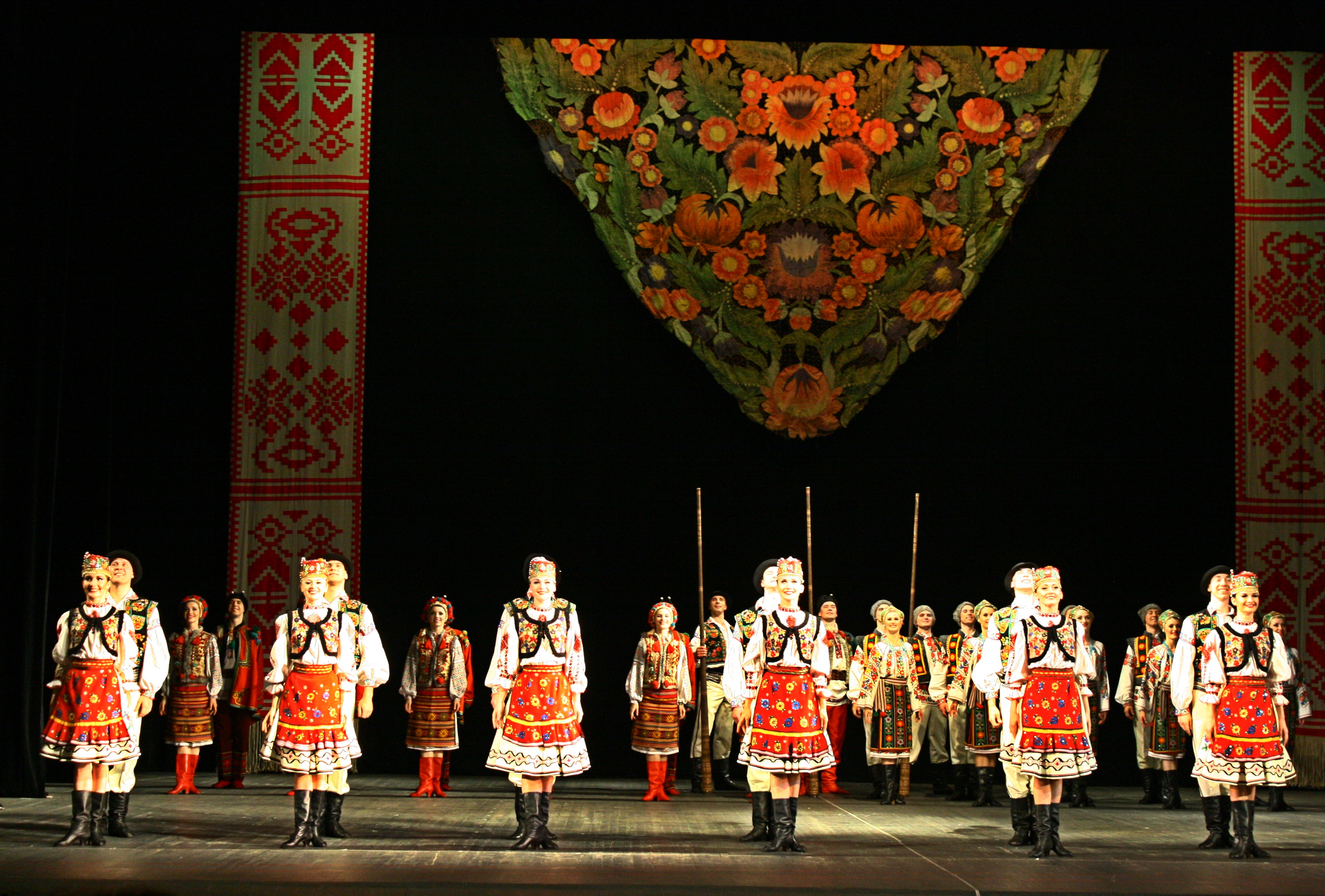 National Honoured Academic Dance Ensemble of Ukraine named. P. P. Virsky (7)