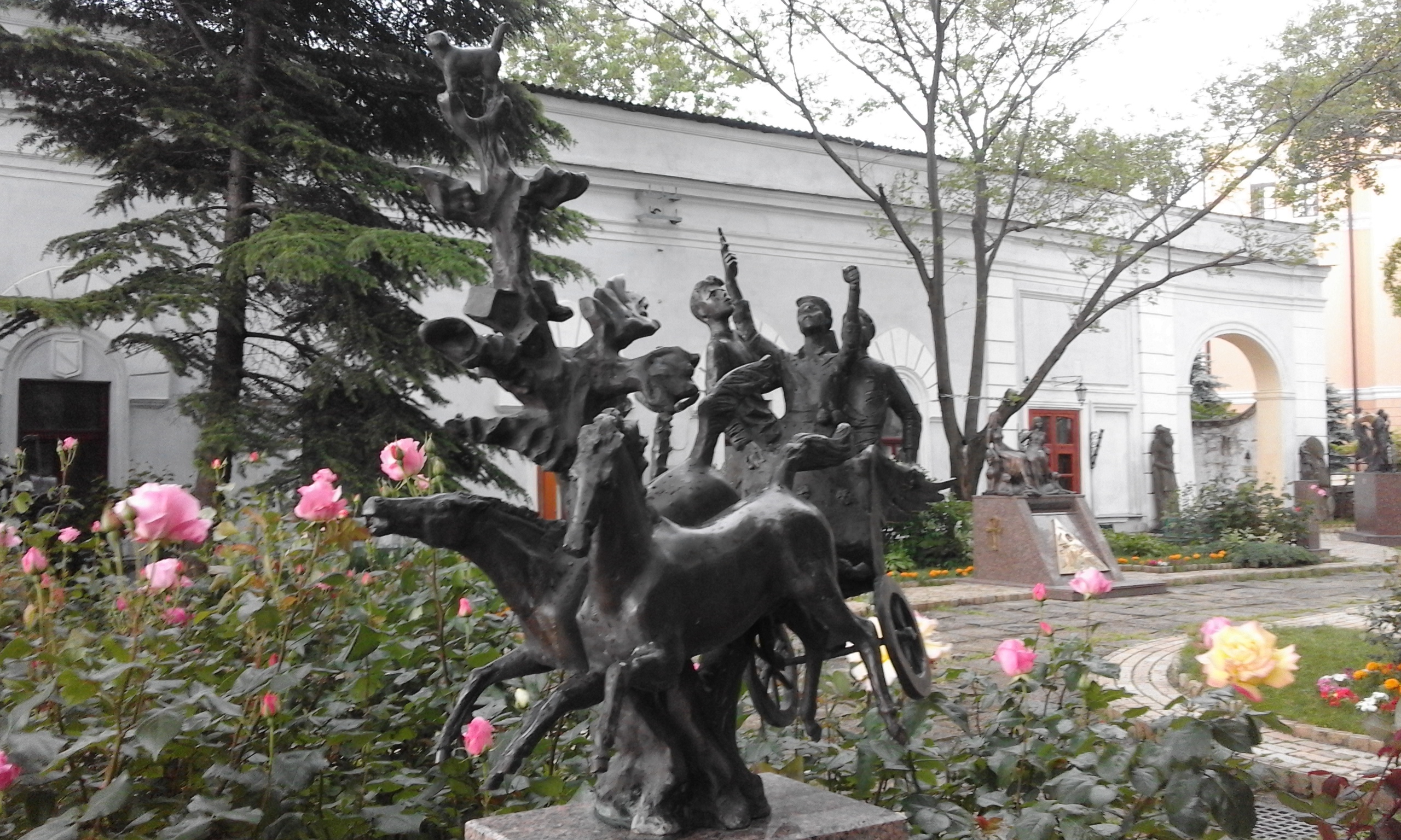 Skulptūrų sodas - Odesos valstybinis literatūros muziejus (3)