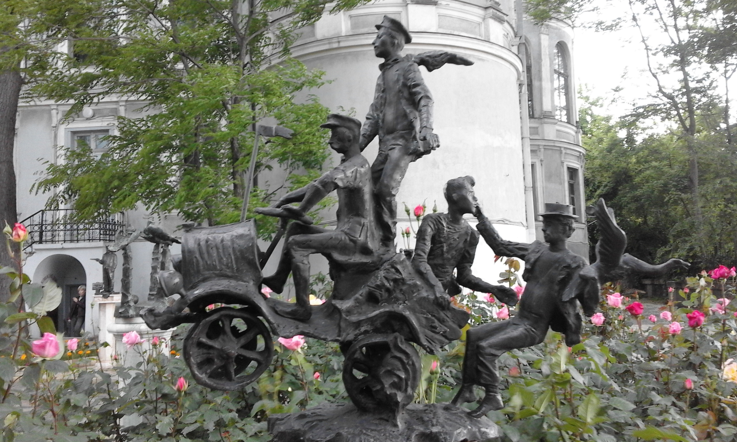 Сад скульптур - Одеський літературний музей (4)